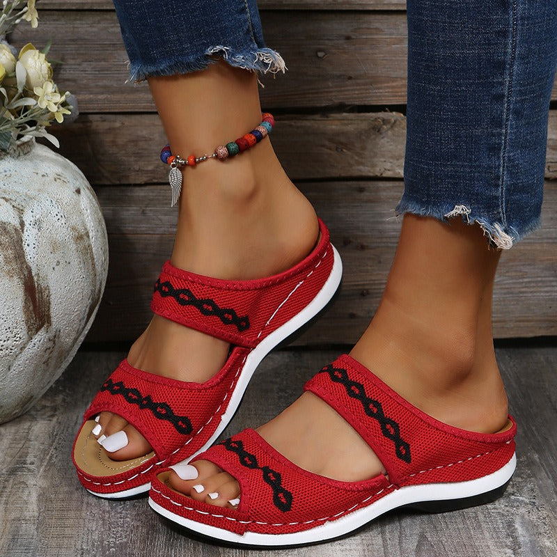 Size women's flying woven sandals with thick soles, low cut sandals, sloping heels, exposed toes, vintage sandals