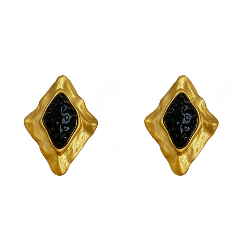 Diamond Black Resin Vintage Earrings